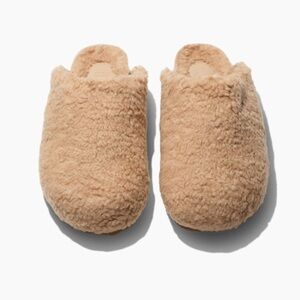 NWOT slippers
